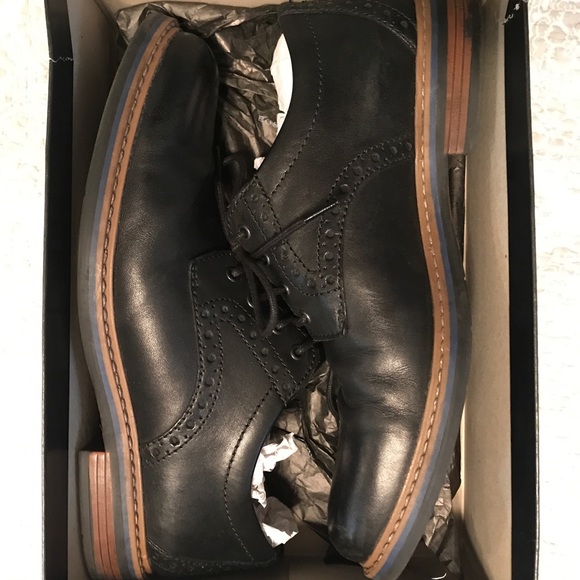 clarks melshire plain